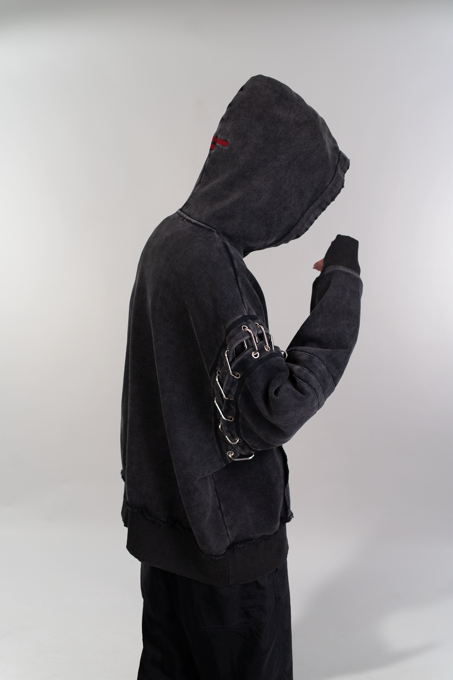 HEAVY ARMOUR HOODIE